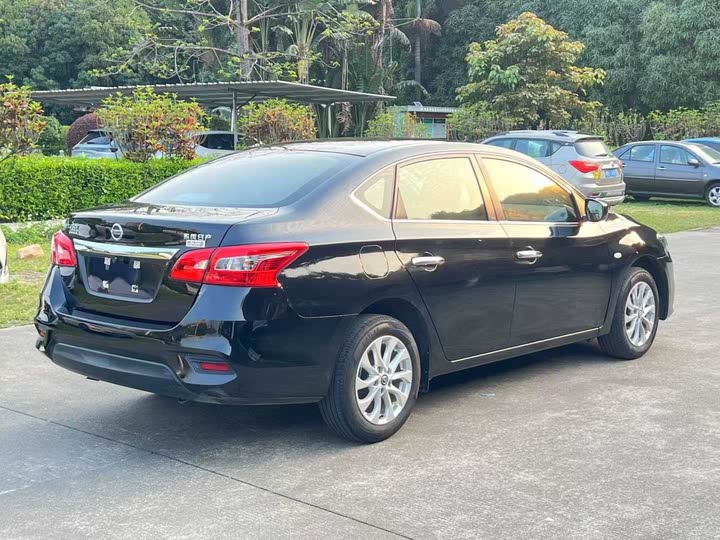 Фото 23 - Nissan Sylphy