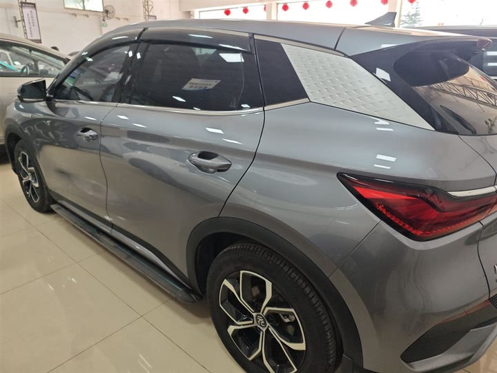 Фото 5 - BYD Yuan Plus