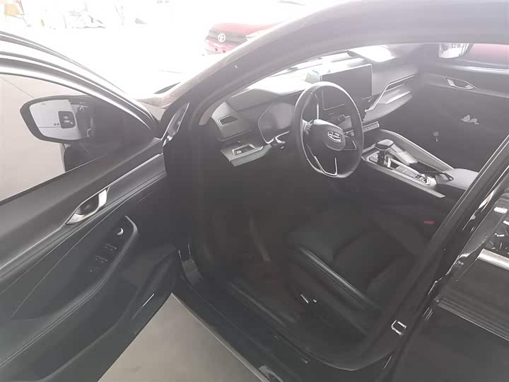 Фото 15 - Geely Preface