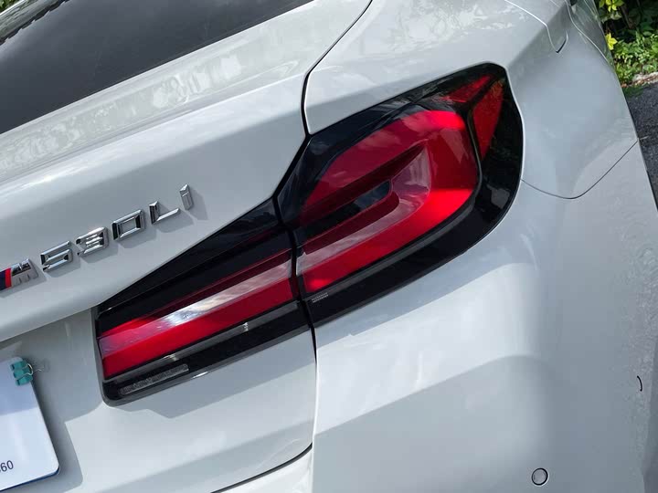 Фото 11 - BMW 5 Series