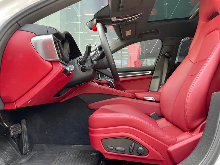 Фото 4 - Porsche Panamera