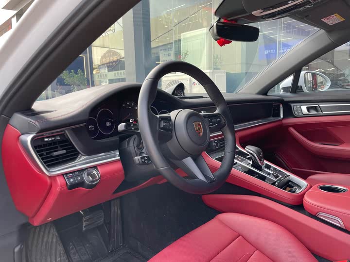 Фото 5 - Porsche Panamera