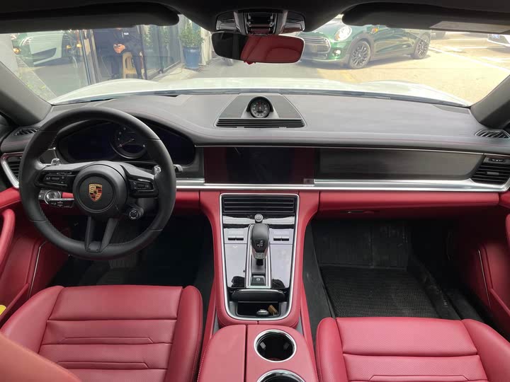 Фото 6 - Porsche Panamera