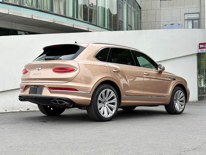 Фото 8 - Bentley Bentayga
