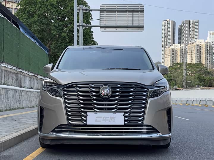 Фото 3 - Buick GL8 ES