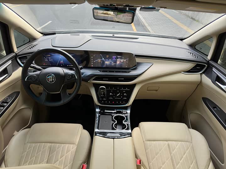 Фото 8 - Buick GL8 ES