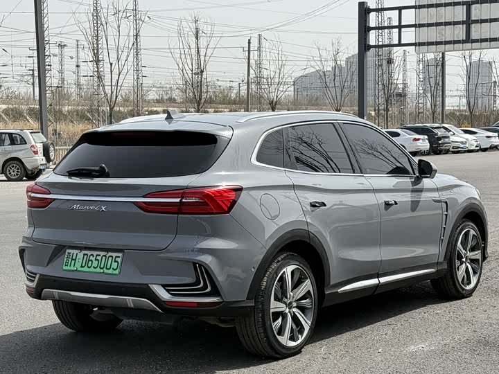Фото 4 - Roewe Marvel X