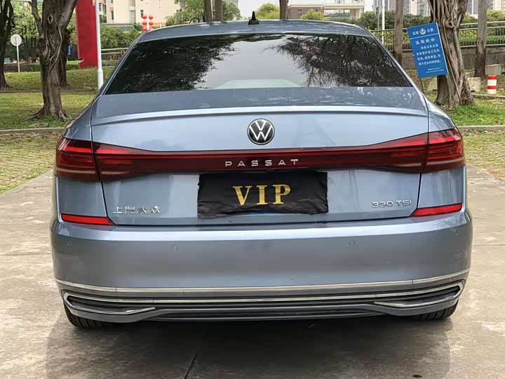 Фото 4 - Volkswagen Passat