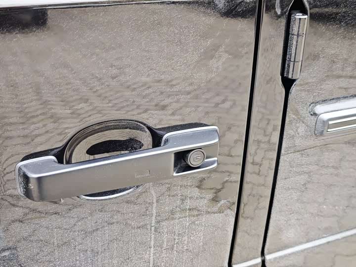 Фото 15 - Mercedes-Benz G-Class