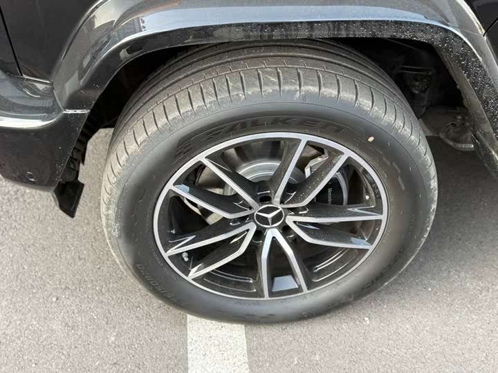 Фото 17 - Mercedes-Benz G-Class