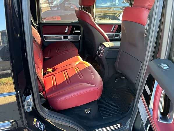 Фото 8 - Mercedes-Benz G-Class