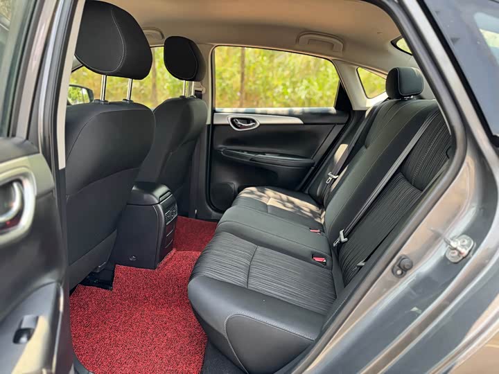 Фото 7 - Nissan Sylphy