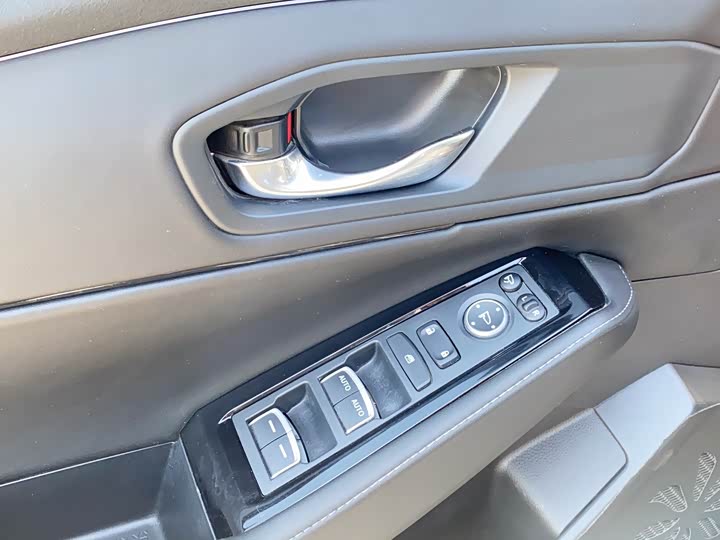 Фото 11 - Honda Inspire