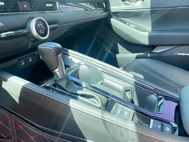 Фото 15 - Honda Inspire