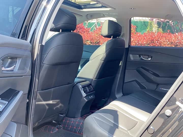 Фото 16 - Honda Inspire