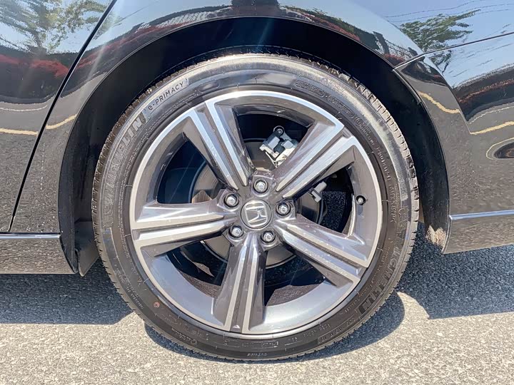 Фото 23 - Honda Inspire