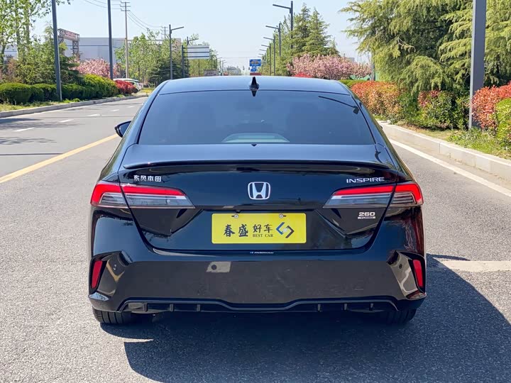 Фото 5 - Honda Inspire