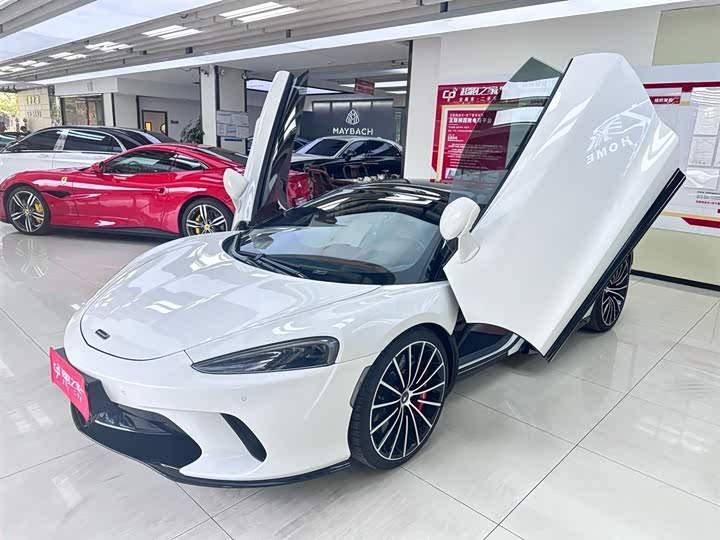 Фото 4 - McLaren GT