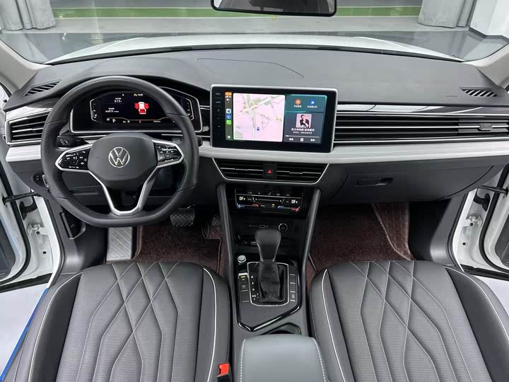 Фото 4 - Volkswagen Tiguan L Pro