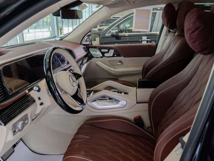 Фото 22 - Mercedes-Benz GLS-Class