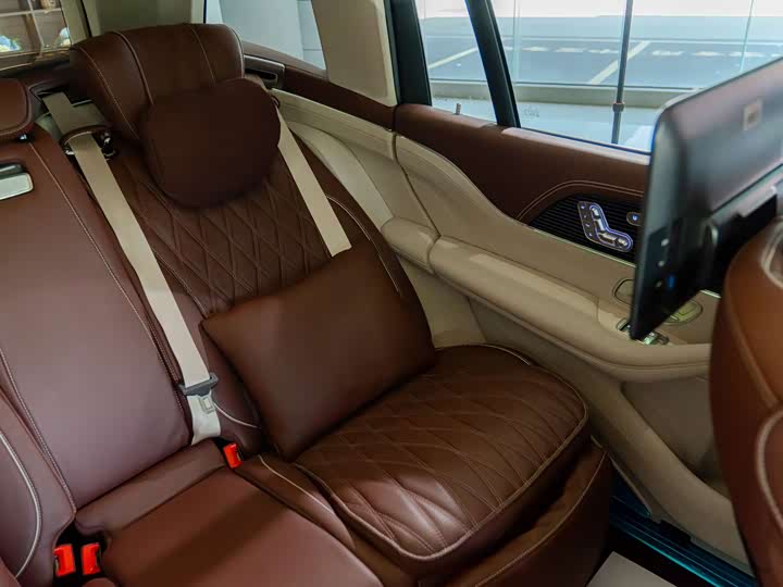 Фото 23 - Mercedes-Benz GLS-Class