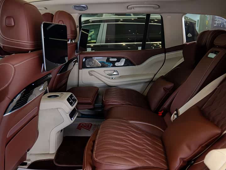 Фото 24 - Mercedes-Benz GLS-Class