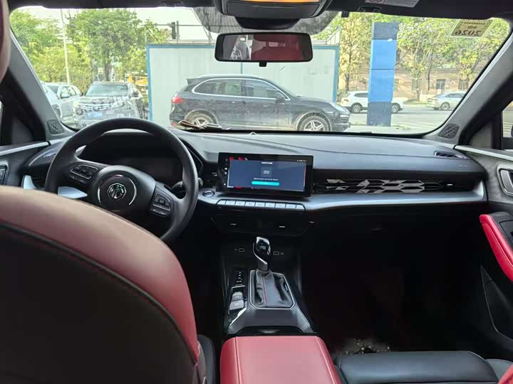 Фото 6 - MG Motor 5