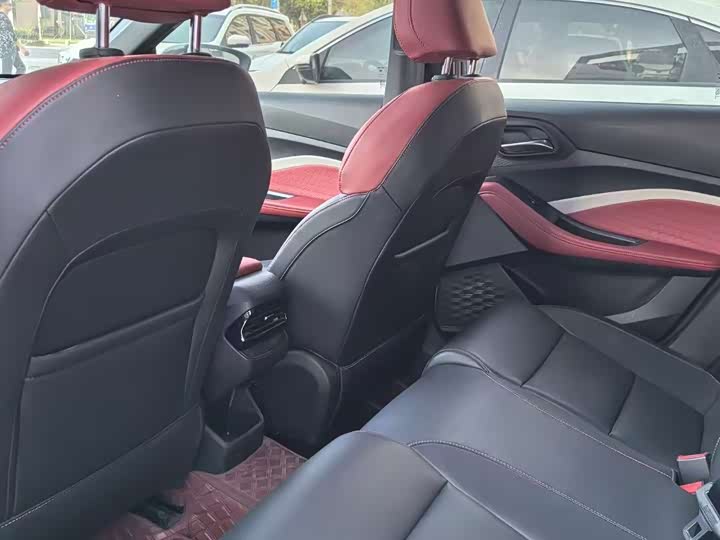 Фото 7 - MG Motor 5