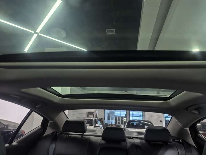 Фото 7 - Nissan Teana