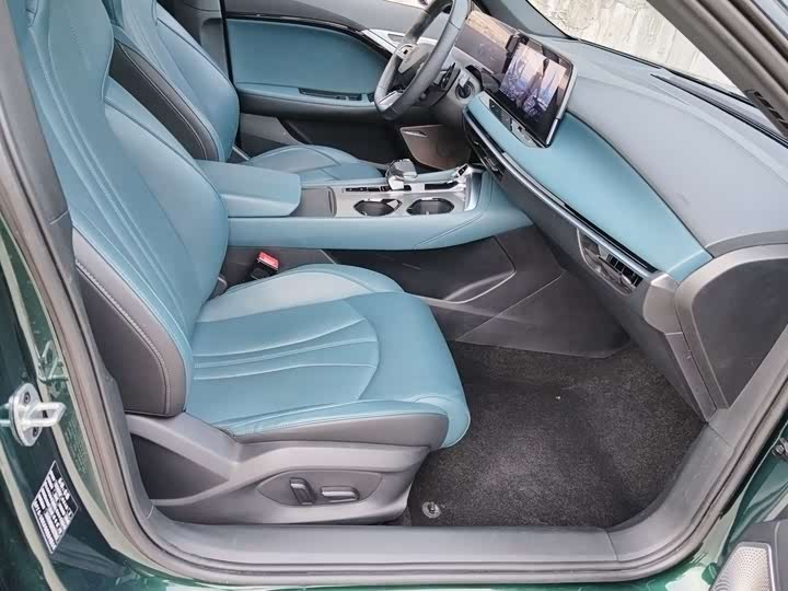 Фото 10 - MG Motor 7