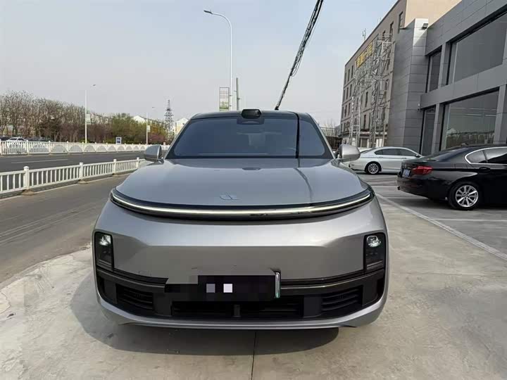 Фото 2 - LiXiang L9