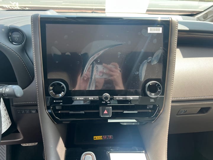 Фото 15 - Toyota Vellfire