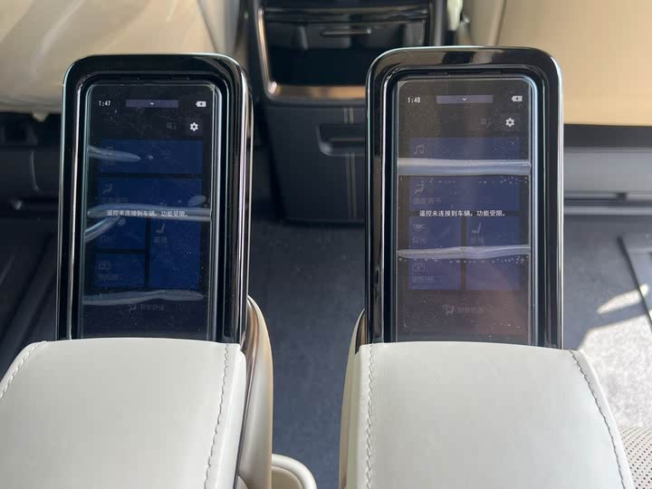 Фото 7 - Toyota Vellfire