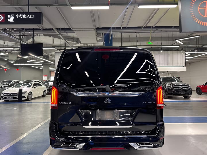 Фото 5 - Mercedes-Benz V-Class