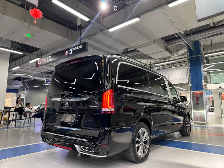 Фото 6 - Mercedes-Benz V-Class