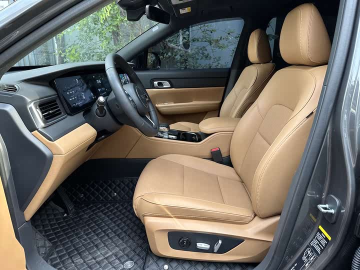 Фото 7 - LiXiang One