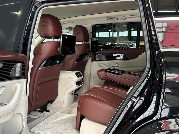 Фото 11 - Mercedes-Benz Maybach GLS