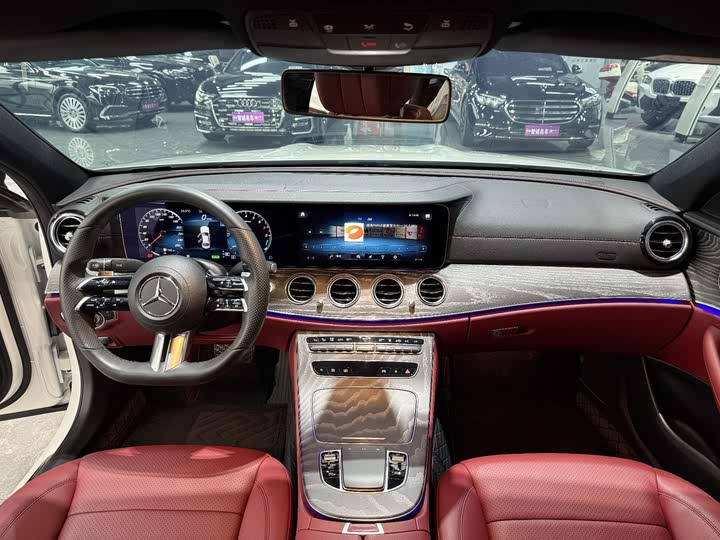 Фото 11 - Mercedes-Benz E-Class Hybrid