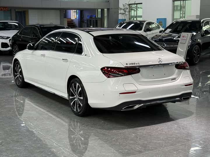 Фото 13 - Mercedes-Benz E-Class Hybrid