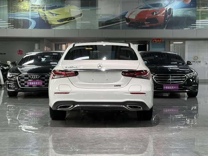 Фото 14 - Mercedes-Benz E-Class Hybrid