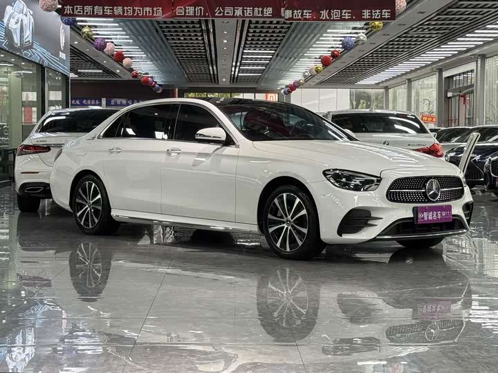 Фото 3 - Mercedes-Benz E-Class Hybrid