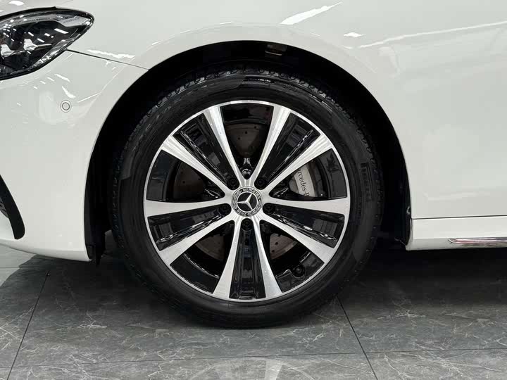 Фото 6 - Mercedes-Benz E-Class Hybrid