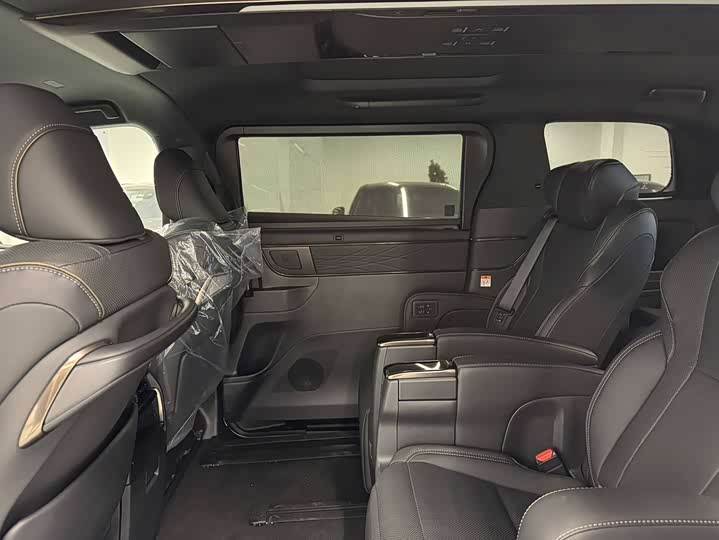 Фото 5 - Toyota Alphard