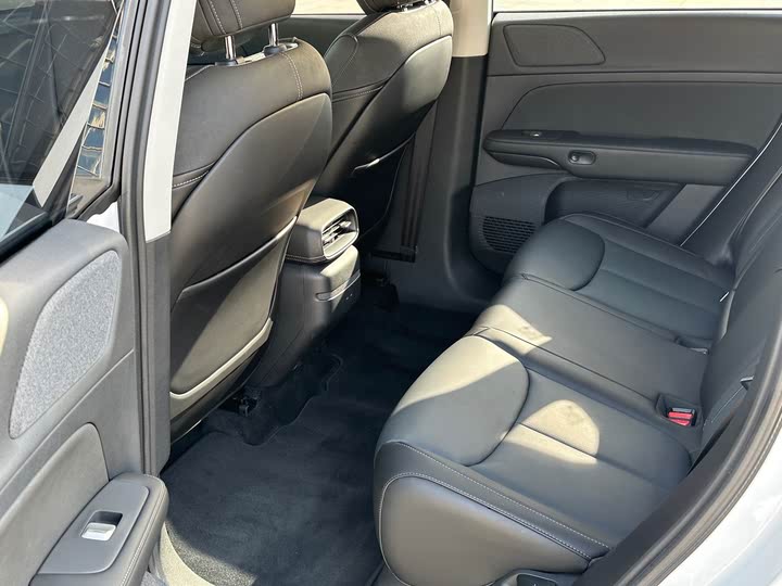 Фото 14 - XPeng G6