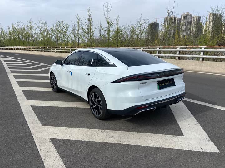 Фото 4 - Geely Galaxy L6