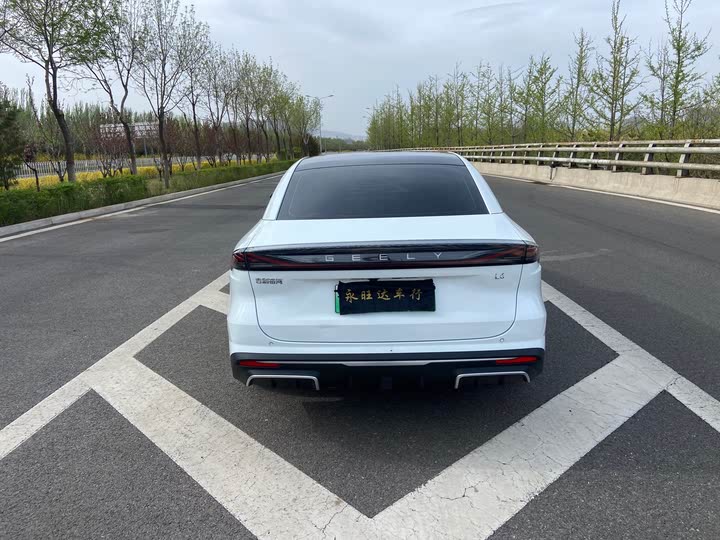 Фото 5 - Geely Galaxy L6