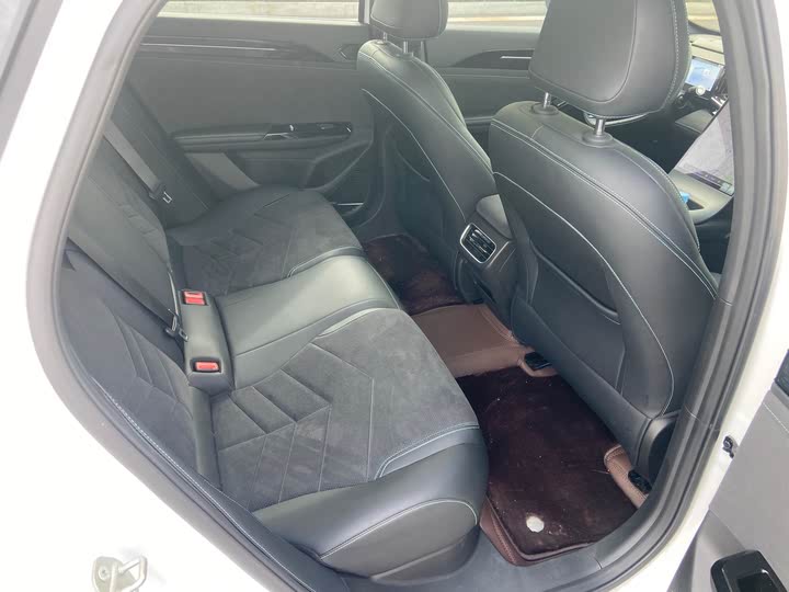 Фото 9 - Geely Galaxy L6