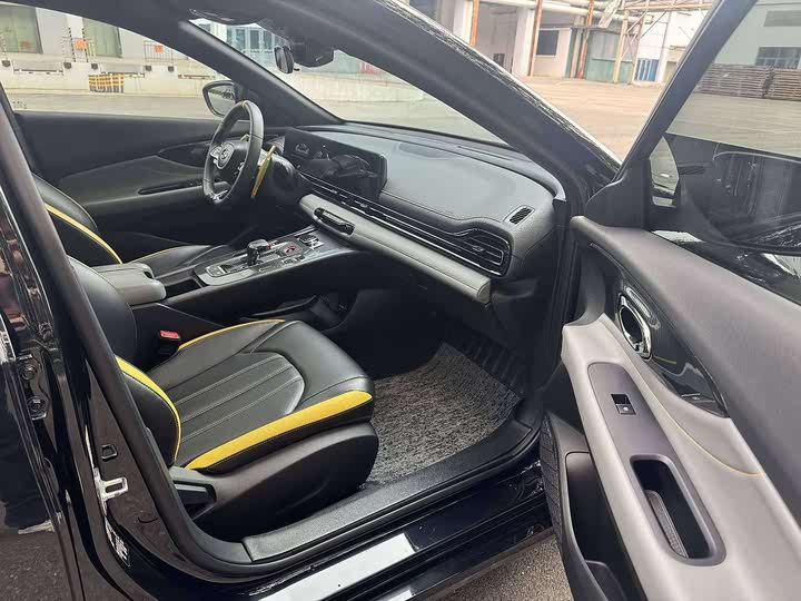 Фото 13 - GAC Trumpchi Empow R