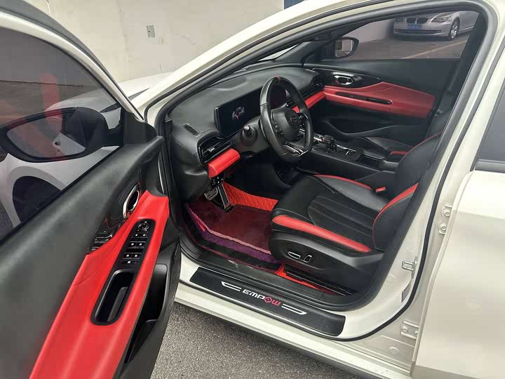 Фото 4 - GAC Trumpchi Empow R