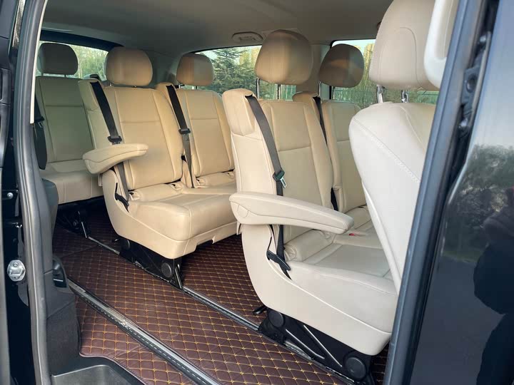 Фото 10 - Mercedes-Benz Vito